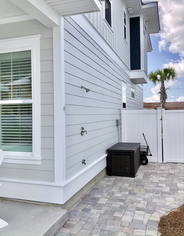 File Nov 14 2022, 7 05 50 PM